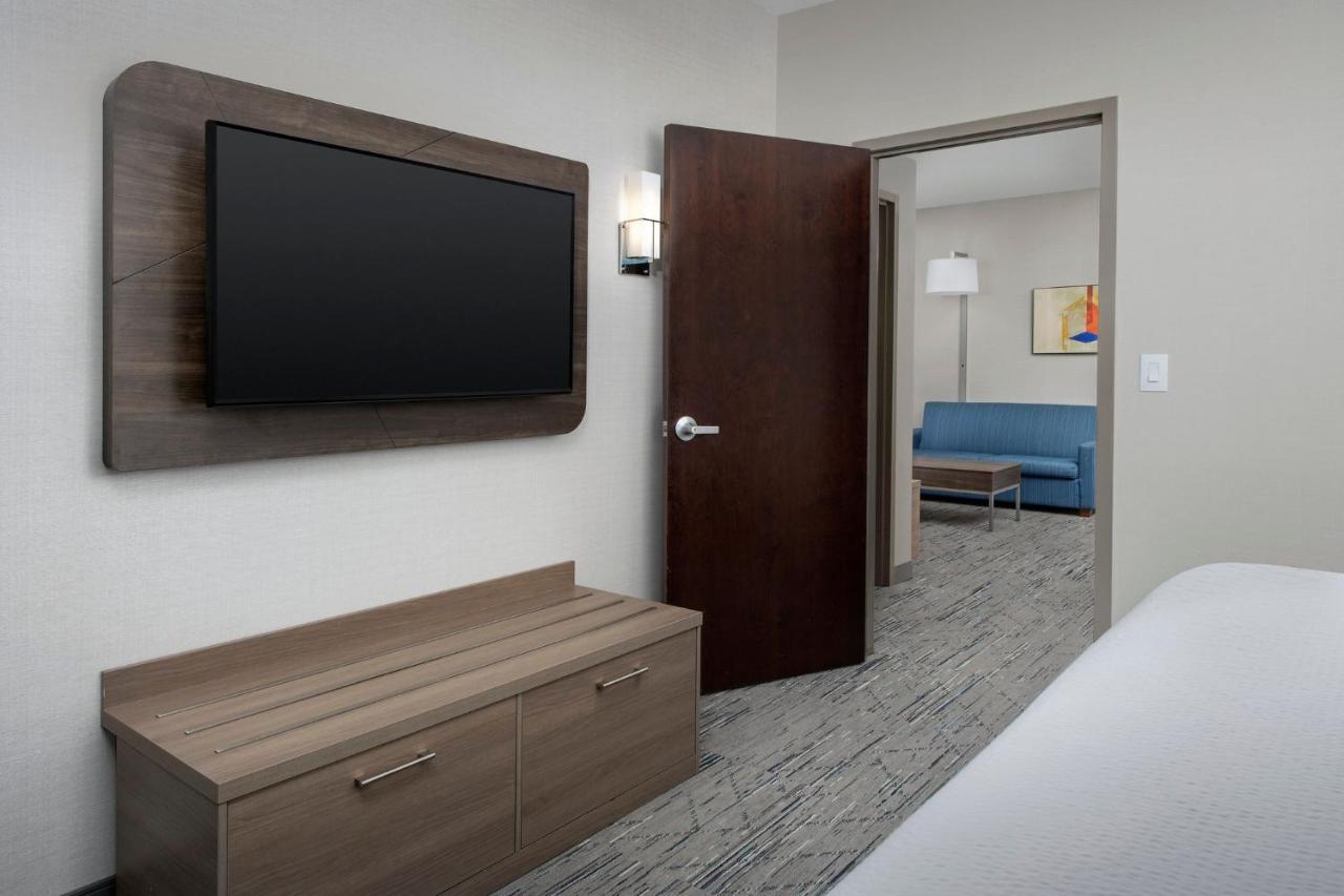 Hotel Express & Knoxville-clinton By Ihg 2*