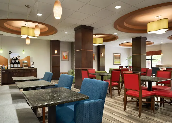 Holiday Inn Express & Suites Knoxville-Clinton By Ihg